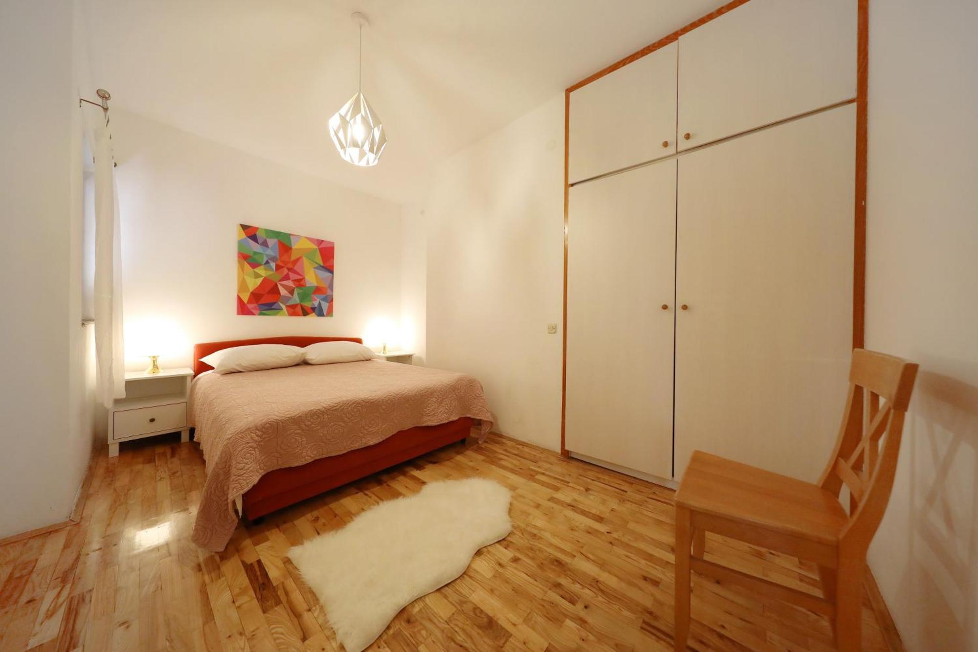 Apartments And A Room Ina