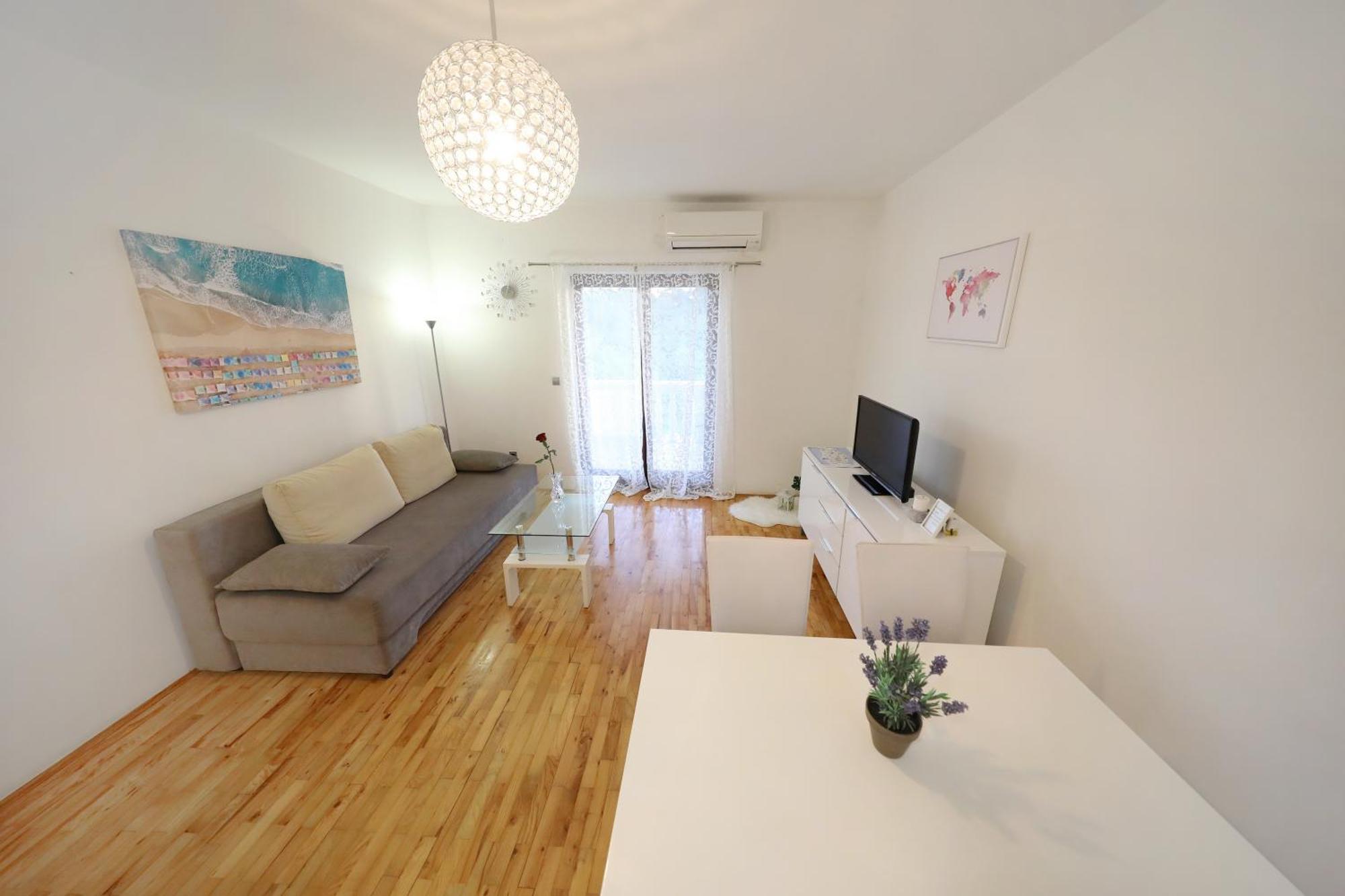 Guest house Apartments And A Room Ina 3*