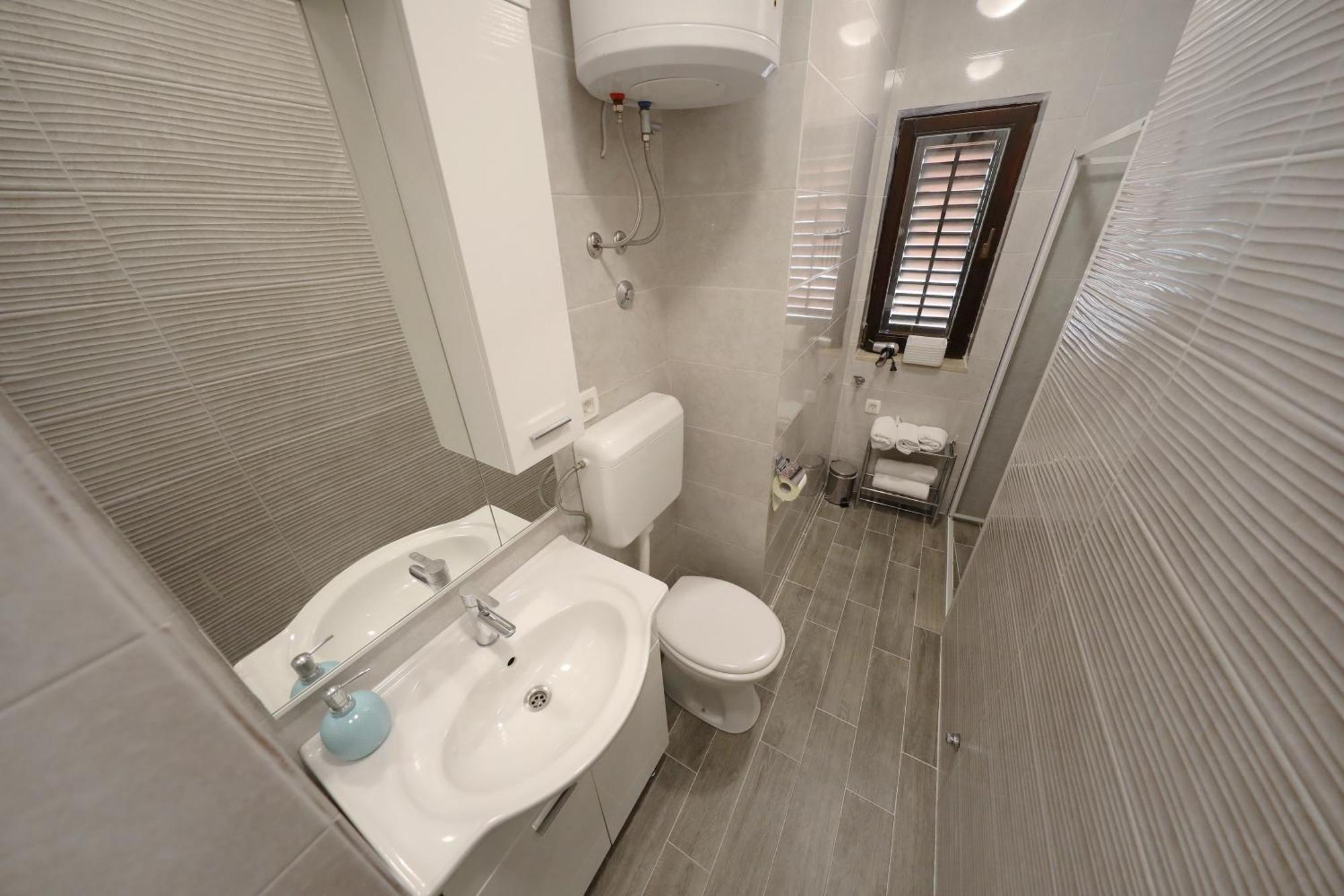 Guest house Apartments And A Room Ina Zadar