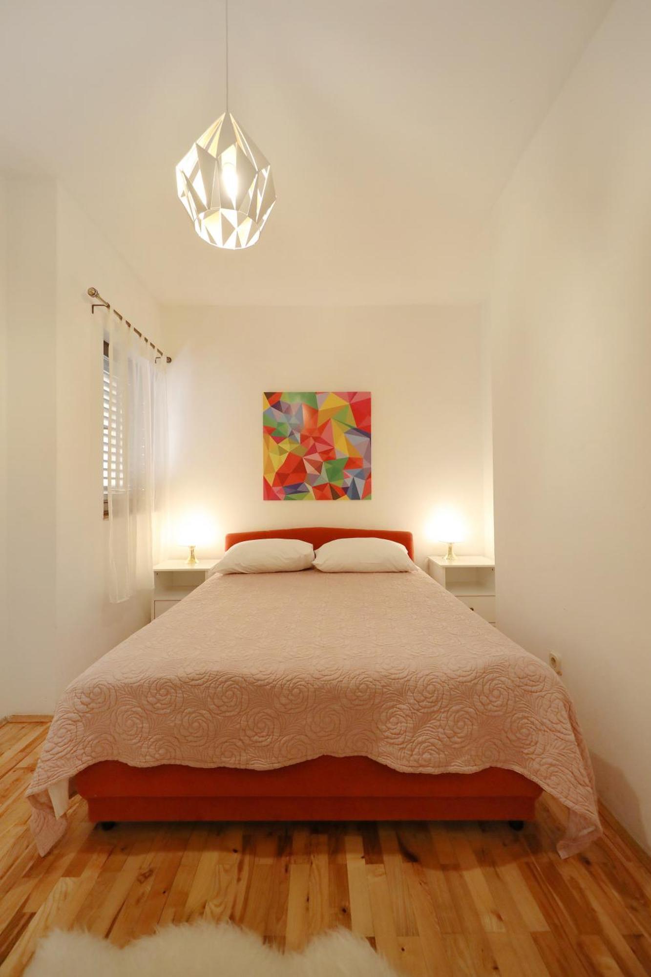 Apartments And A Room Ina