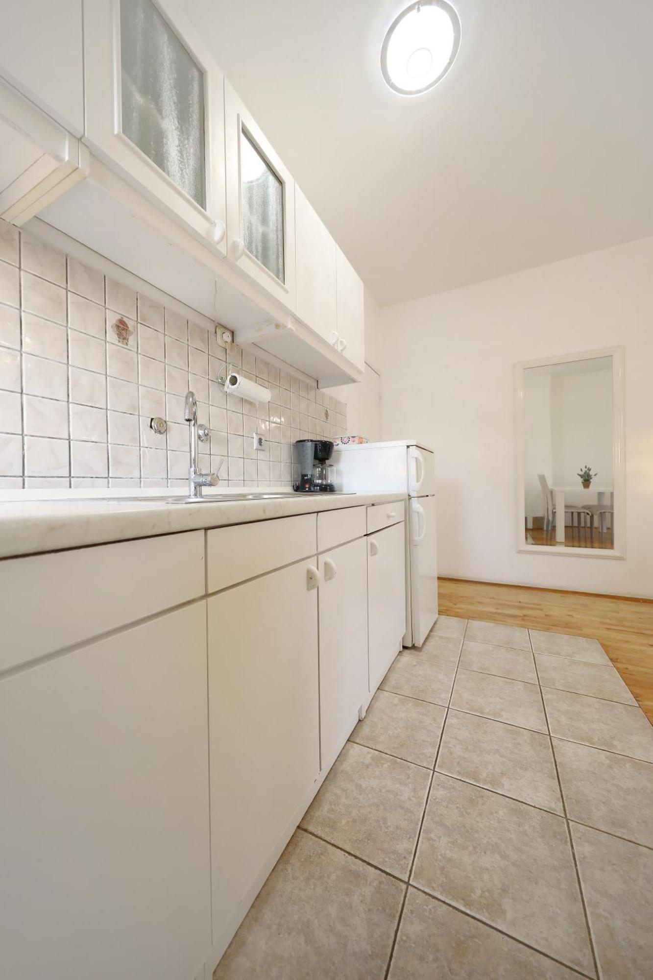 Guest house Apartments And A Room Ina 3*
