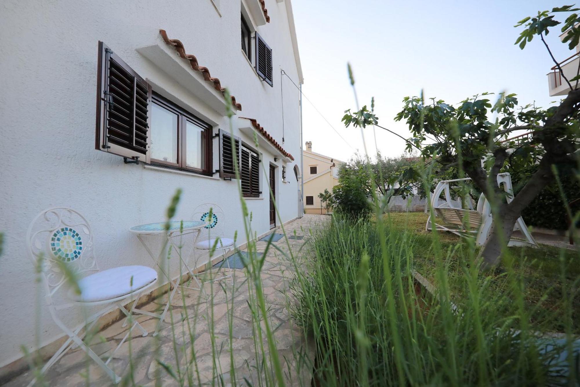 Guest house Apartments And A Room Ina