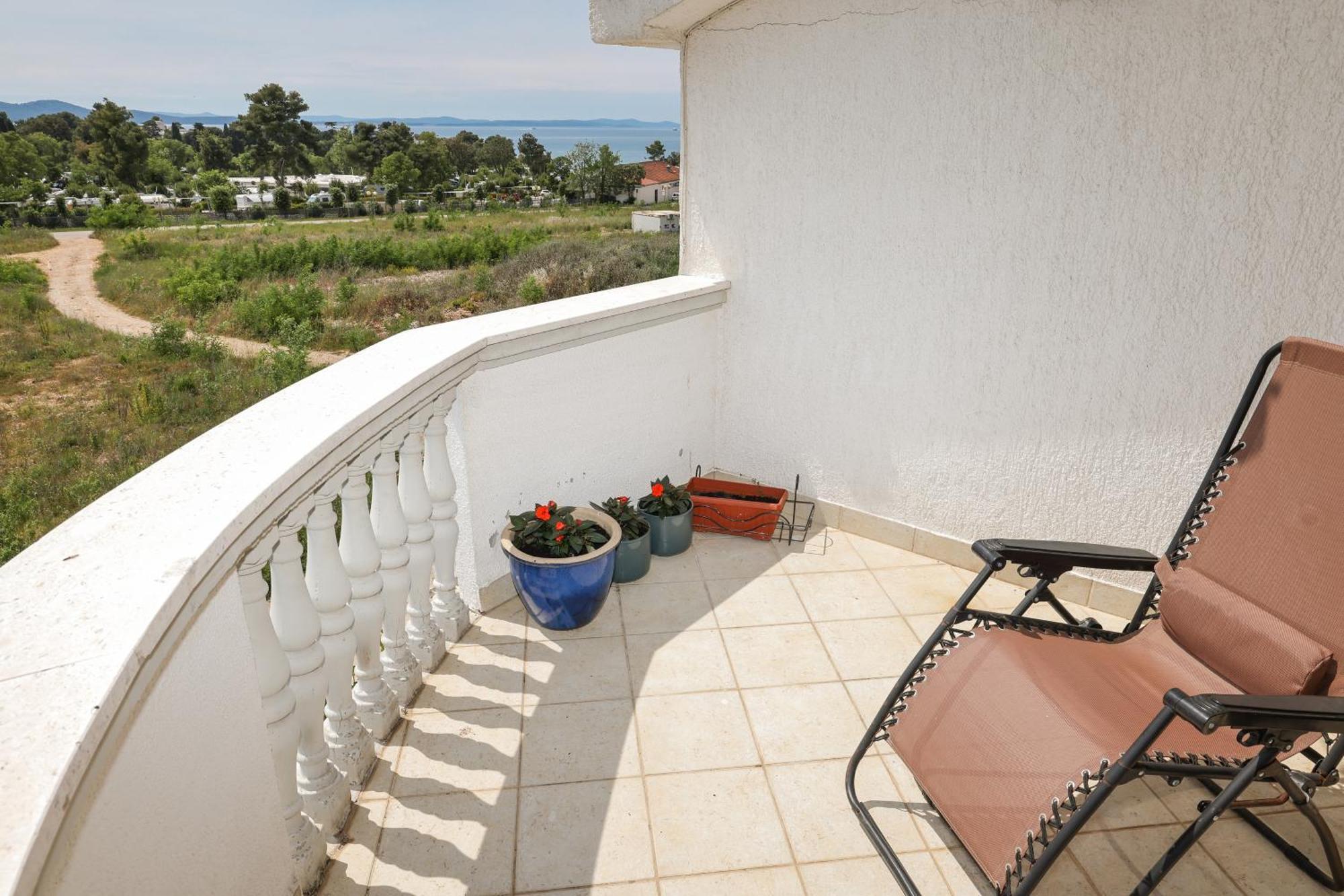 Apartments And A Room Ina Zadar