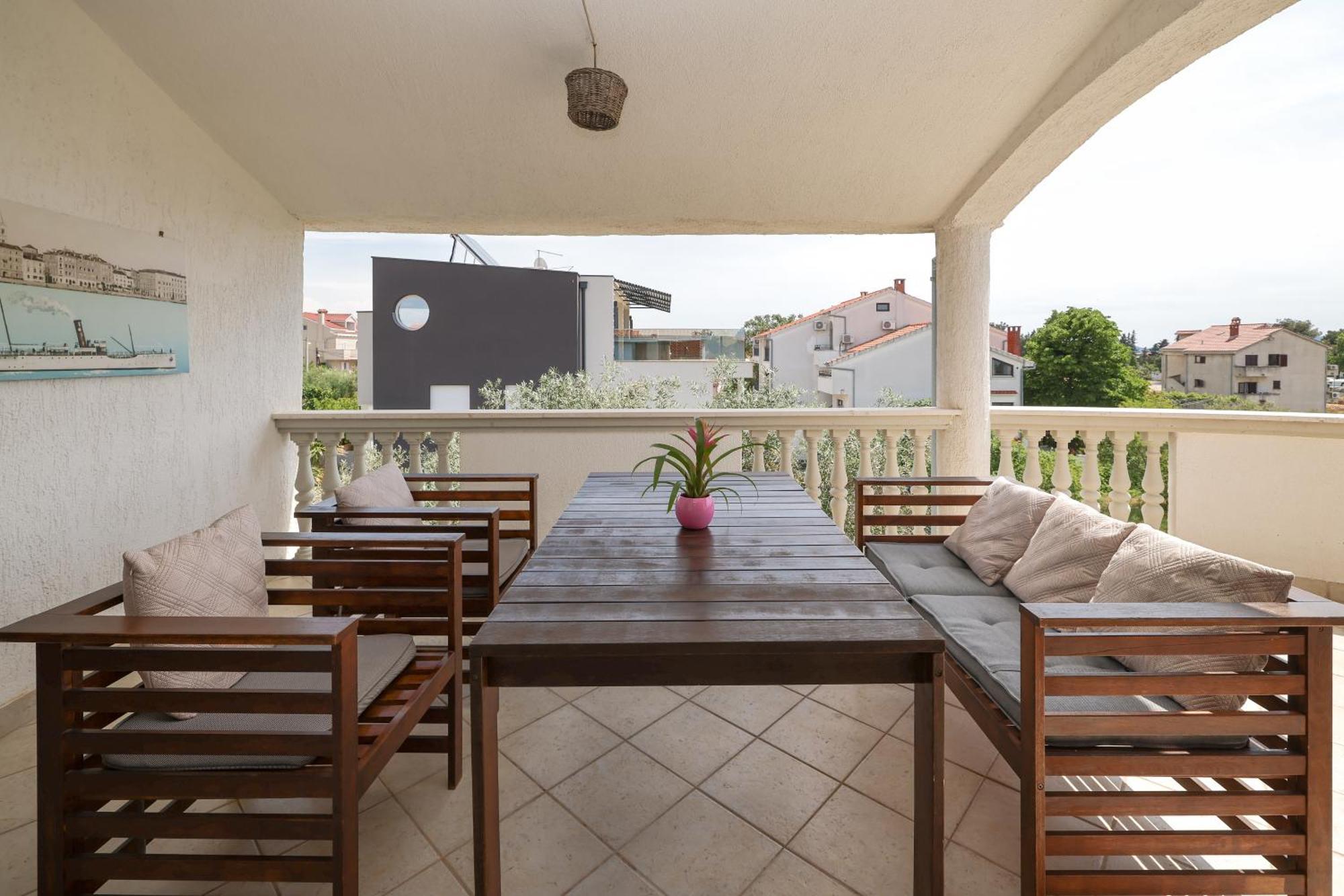 Apartments And A Room Ina Guest house