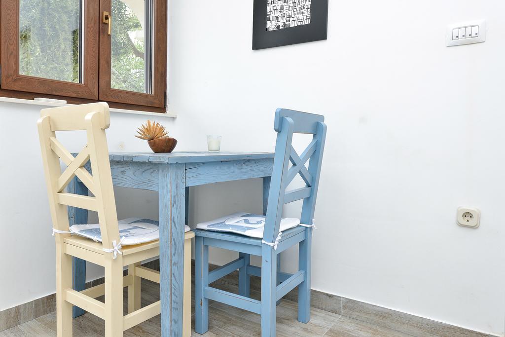 Guest house Apartments And A Room Ina Zadar