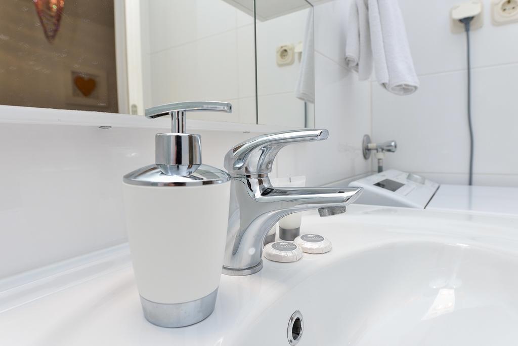 Guest house Apartments And A Room Ina 3*